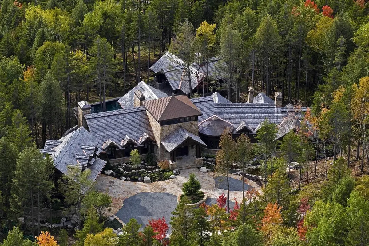 802 Ch. des Skieurs, Mont-tremblant, J8E 3M8, CA