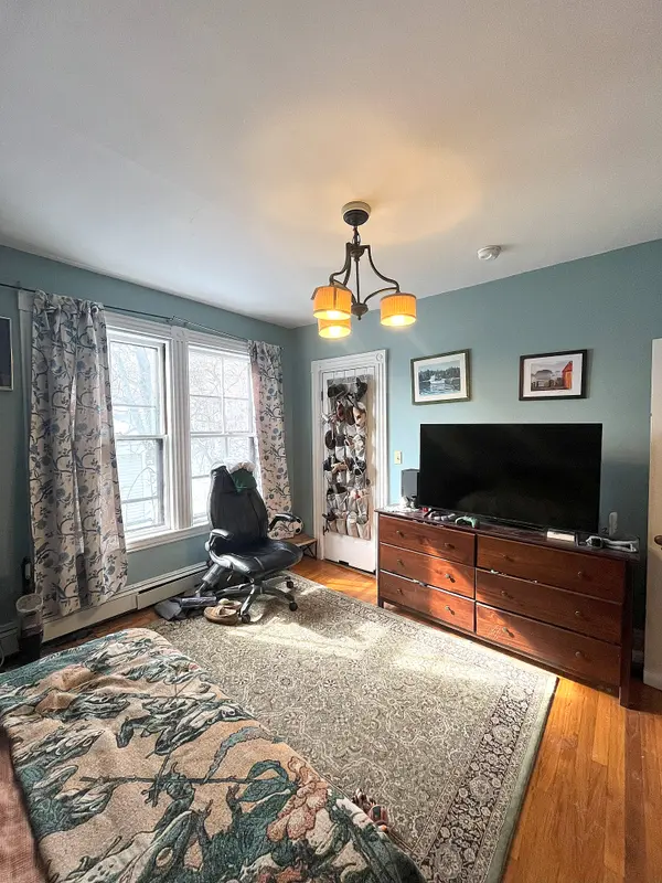 7 Lamartine Ter #3, Jamaica Plain, MA 02130-2207