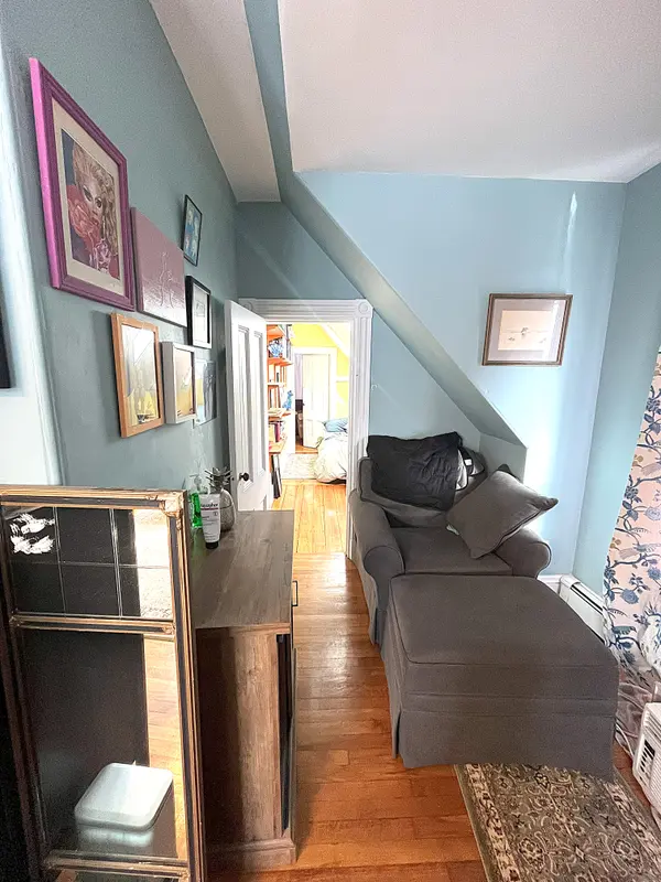 7 Lamartine Ter #3, Jamaica Plain, MA 02130-2207