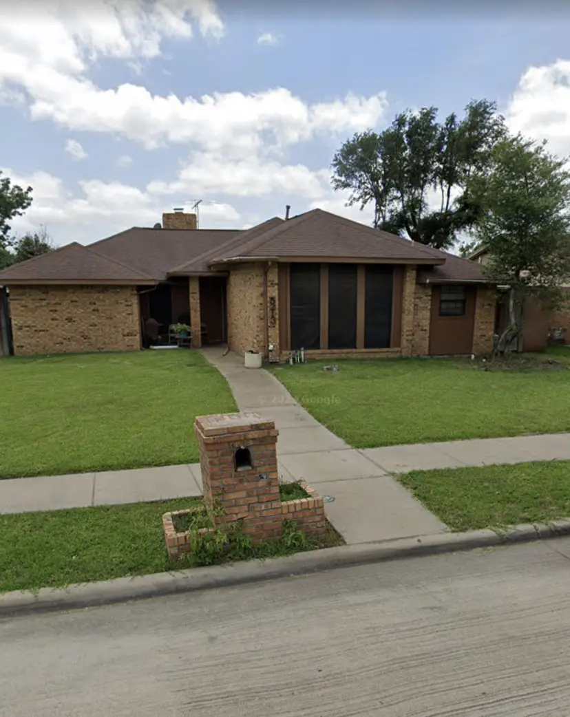 5213 Meadowside Dr, Garland, TX 75043-2731