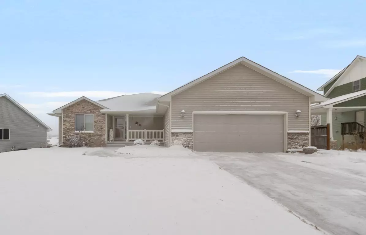 Ankeny, IA 50021-9592,3112 SE 22nd St