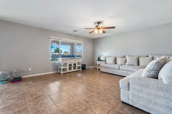 11662 W Boll Bloom Dr, Marana, AZ 85653-7766