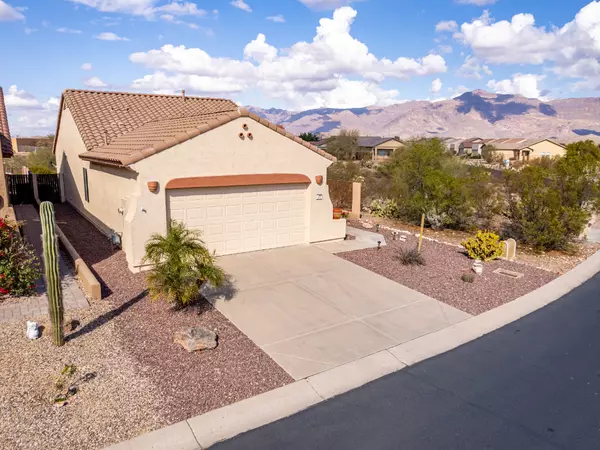 8142 S Open Trail Ln, Gold Canyon, AZ 85118-5121