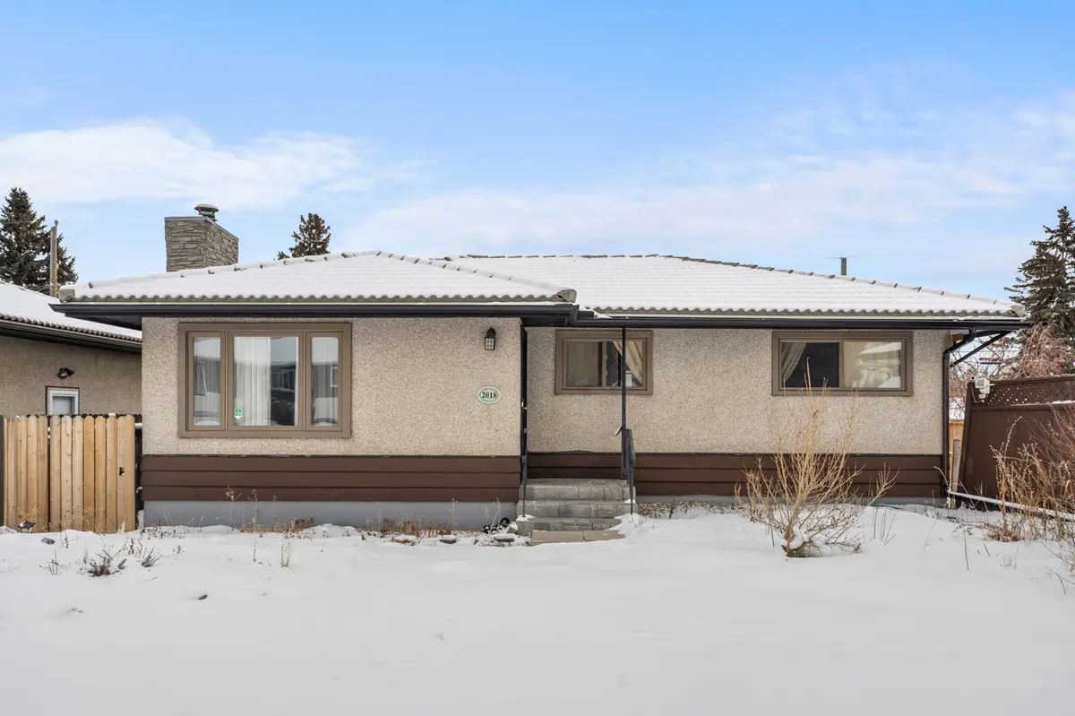 2018 Cottonwood Cres SE, Calgary, AB T2B 1R1