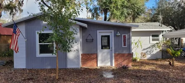 861 CR-485A, Lake Panasoffkee, FL 33538-5829