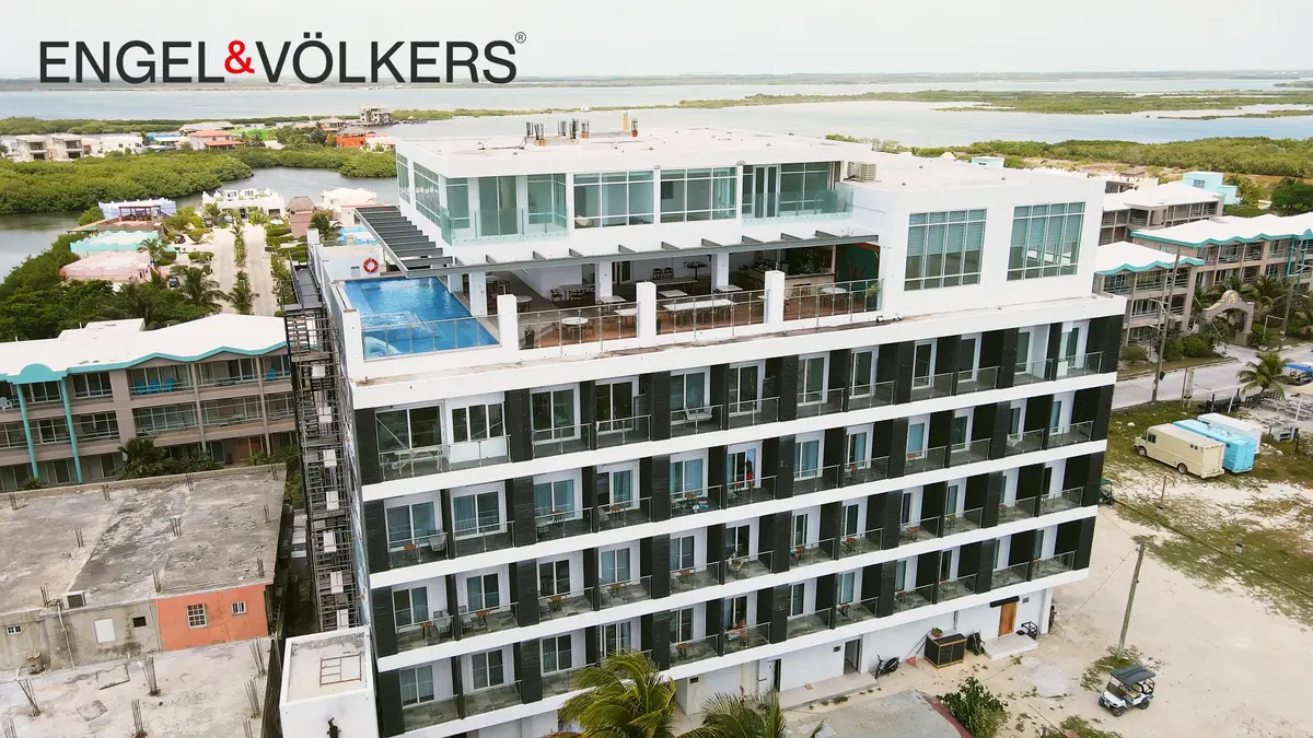 1/4 Mile North, Tres Cocos Area San Pedro, Caye