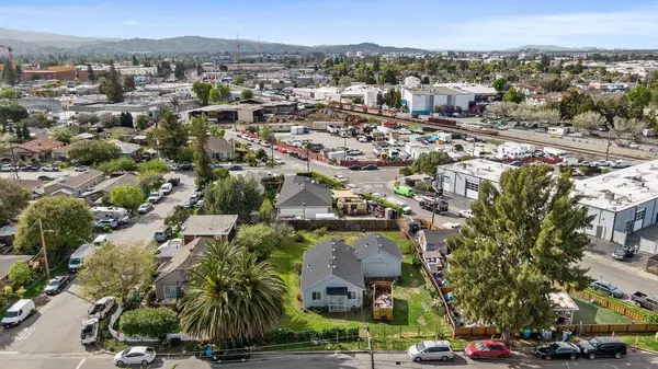 521 3rd Ave, Redwood City, CA 94063-3719