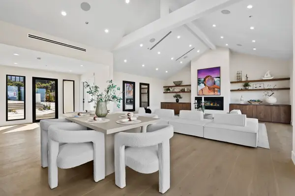 3059 Cresta Way, Laguna Beach, CA 92651-2161
