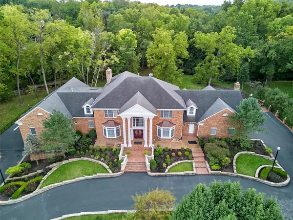 9780 Old Warson Rd, St Louis, MO 63124-1400