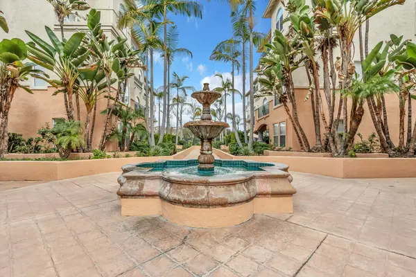 640 Camino de la Reina #1107, San Diego, CA 92108-3200