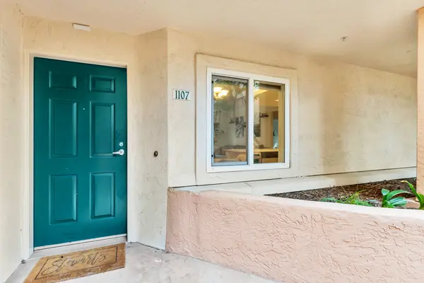 640 Camino de la Reina #1107, San Diego, CA 92108-3200