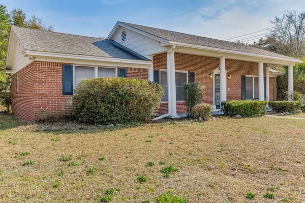 5600 San Gabriel Dr, Pensacola, FL 32504-8355