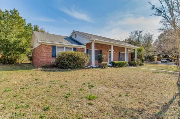 5600 San Gabriel Dr, Pensacola, FL 32504-8355