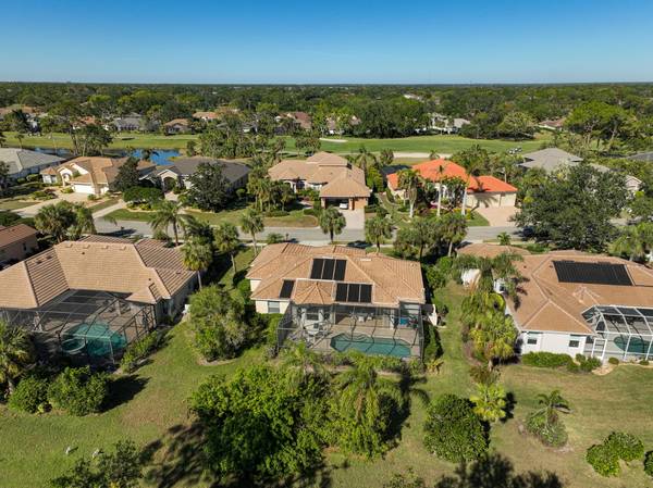 2112 Calusa Lakes Blvd, Nokomis, FL 34275-5347