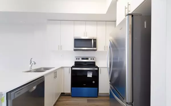 Milton, ON L9E,8175 Britannia Rd W #601