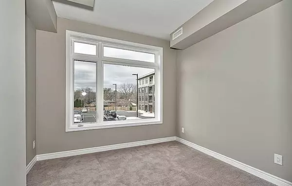 Burlington, ON L7T 0B8,457 Plains Rd E #203