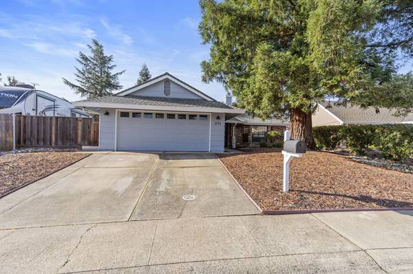 1533 Pine Valley Cir, Roseville, CA 95661-5747