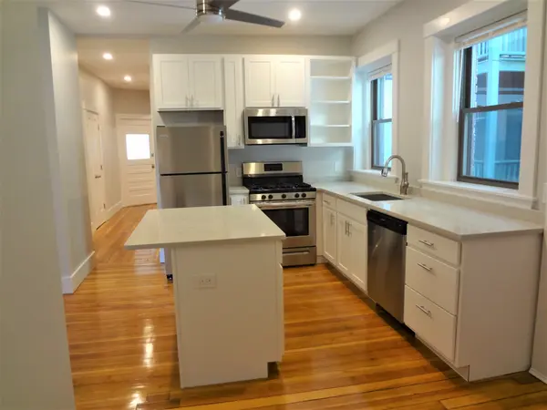 6 Brown Ter #1L, Jamaica Plain, MA 02130-2868