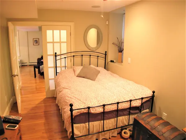 114 Chestnut Ave ##1, Jamaica Plain, MA 02130-2179