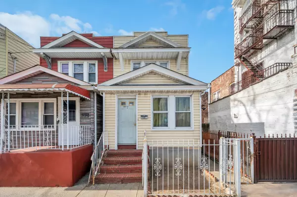 103-12 114th St, South Richmond Hill, NY 11419