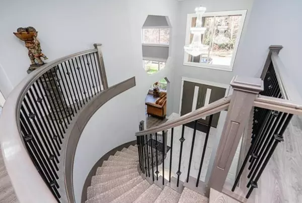 Surrey, BC V3V 1J6,14266 92 AVENUE
