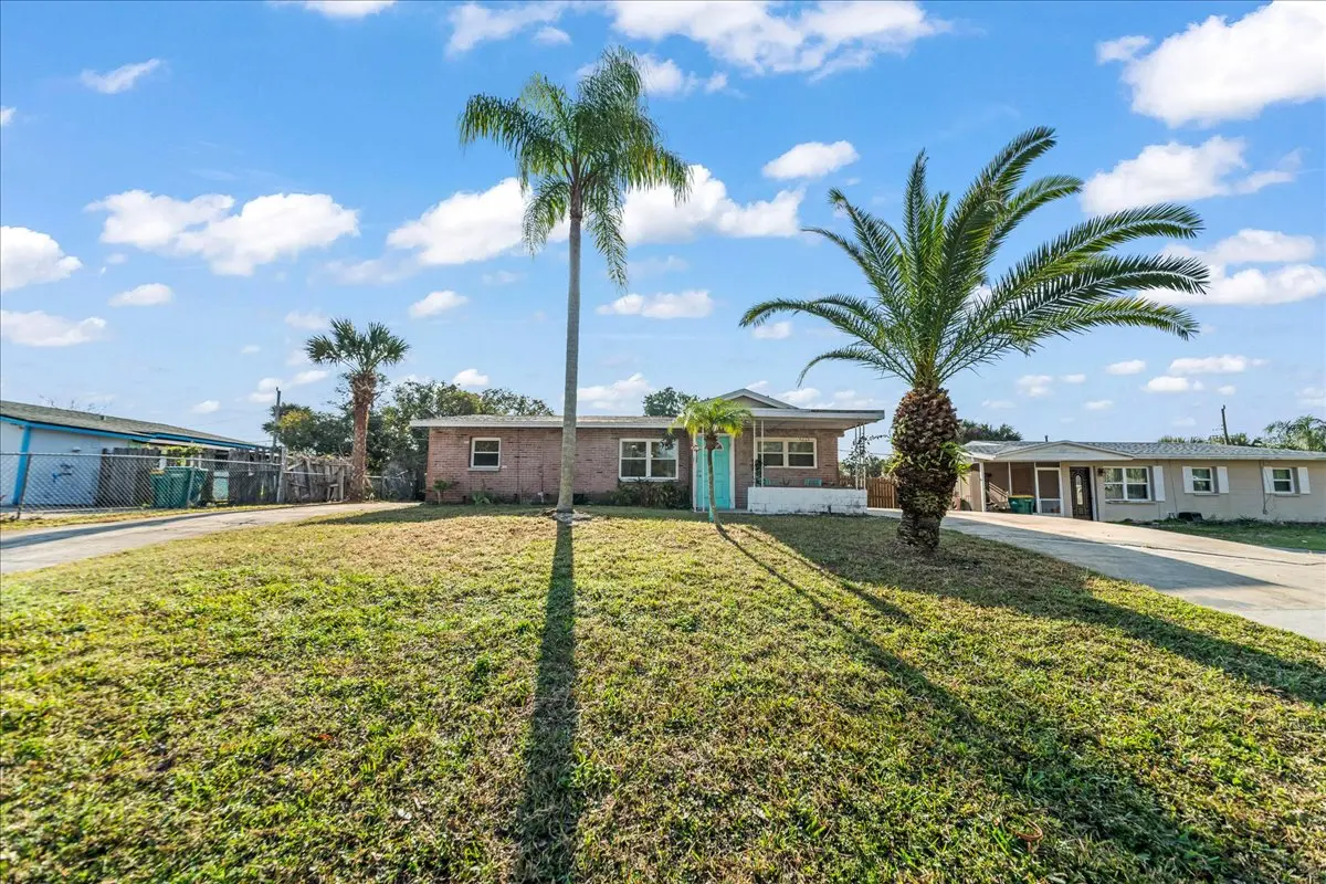 2217 St Dunston Ln, Melbourne, FL 32935-3754