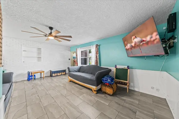 2217 St Dunston Ln, Melbourne, FL 32935-3754