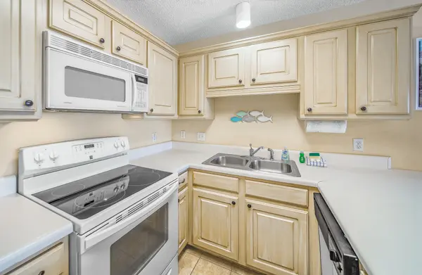 13500 Sandy Key Dr #308W, Pensacola,