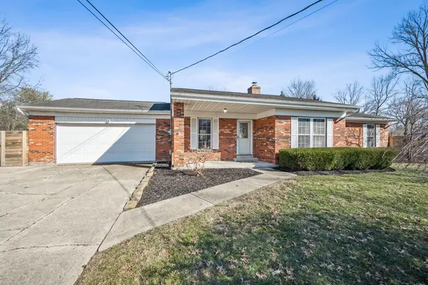 6002 Grist Mill Ct, Milford, OH 45150-2218