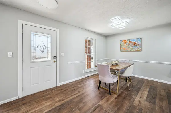 6002 Grist Mill Ct, Milford, OH 45150-2218