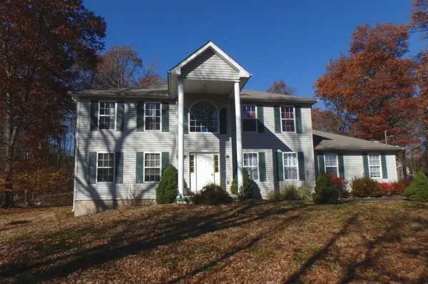 2014 Gorden Ridge Dr, East Stroudsburg, PA 18302-8467