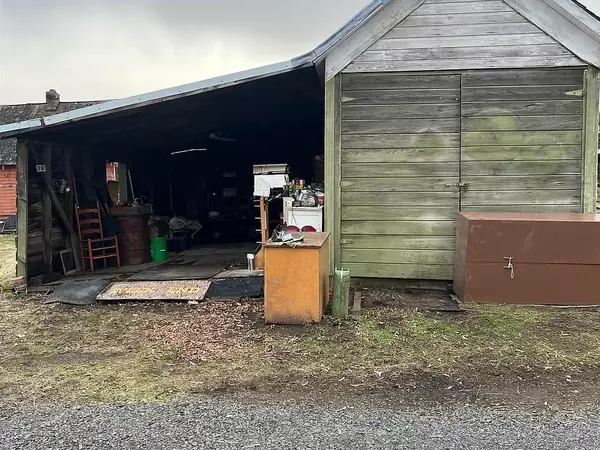 955 B St, Fossil, OR 97830-8330