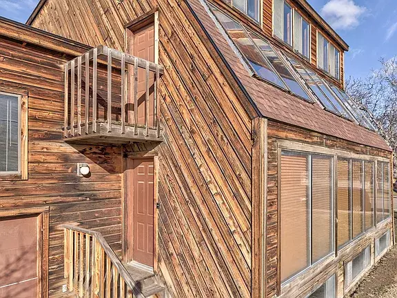 977 SW 3rd St, Ontario, OR 97914-3536