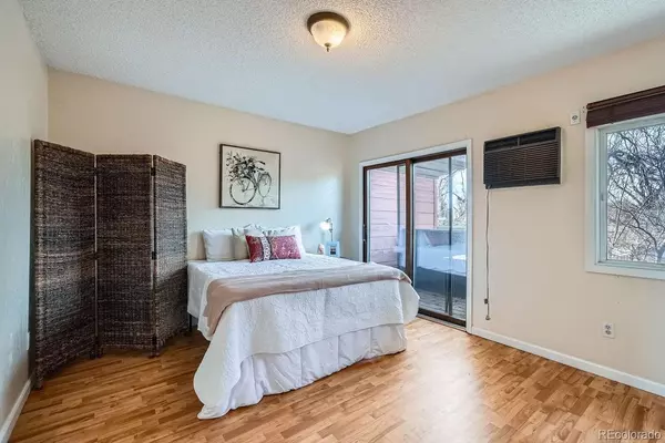 3050 W 32nd Ave #202C, Denver, CO 80211-3201