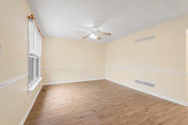 2216 Melrose Ln, Forest Hill, MD 21050-3052