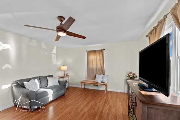 3808 Bayville Rd, Middle River, MD 21220-3004