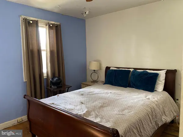 547 E Duncan Ave, Alexandria, VA 22301-1255