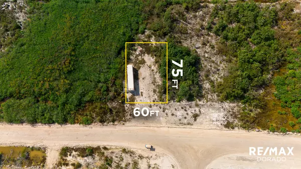 Main road lot, Gbe Secret Beach, 