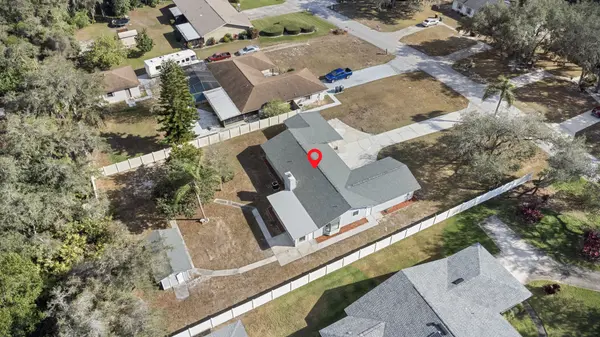 3743 Red Oak Ct, Lake Wales, FL 33898-8491