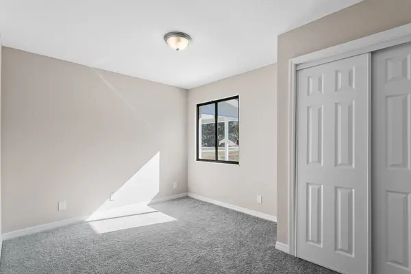 3743 Red Oak Ct, Lake Wales, FL 33898-8491