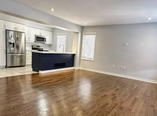 Milton, ON L9T 9L2,1000 Asleton Blvd #82