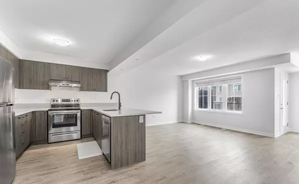 Milton, ON L9E 1S1,879 Cactus Pt