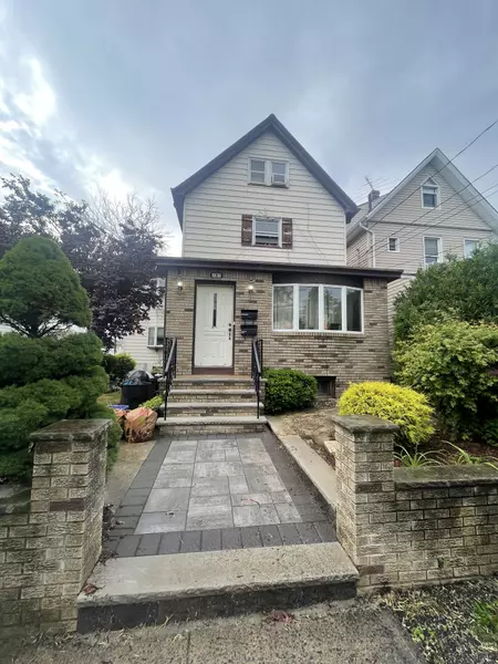 191 Everett Pl, East Rutherford, NJ 07073-1704