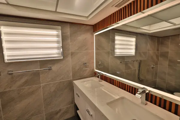 Vamo Rd, Sarasota, FL 34231