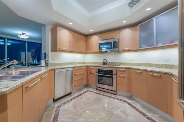 322 Karen Ave #3707, Las Vegas, NV 89109-0412