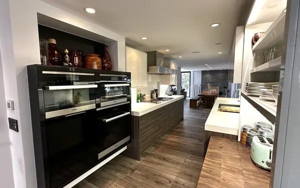 4715 Via Dolce, Marina Del Rey, CA 90292-7254