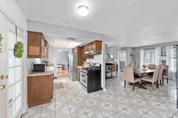 Rialto, CA 92376-3936,882 N Driftwood Ave