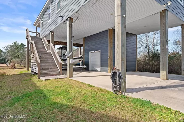 Bay St Louis, MS 39520,5035 Utah St