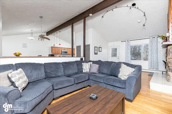 400 Cherry St, Anchorage, AK 99504-2124