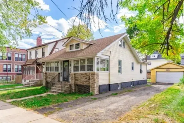 220-222 Pomona Ave, Newark, NJ 07112-1726